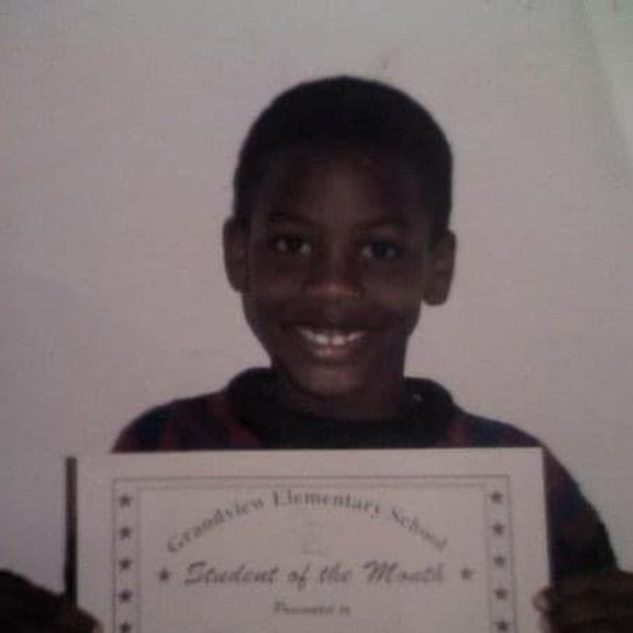 Meet your Posher, Dom - Picture 1 of 1